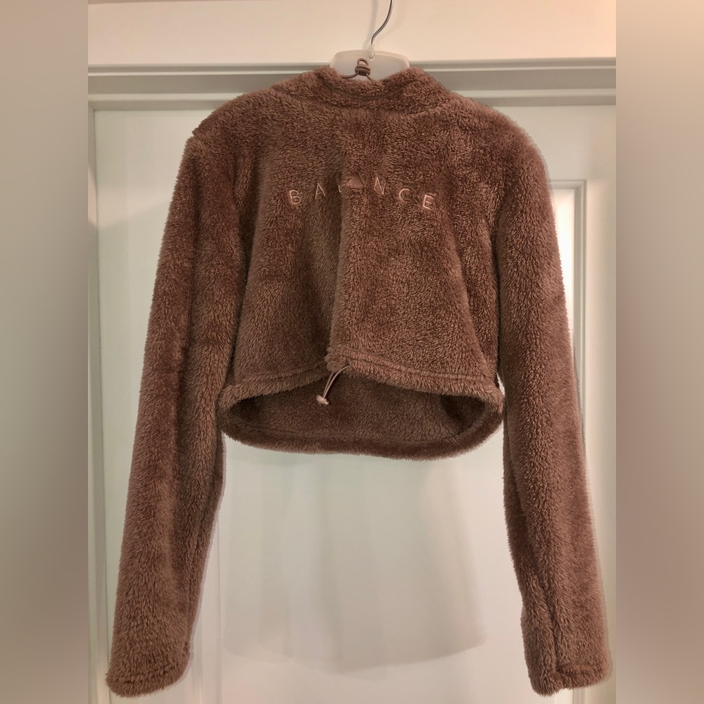 Balance Athletica Sherpa Crop XS NEW
